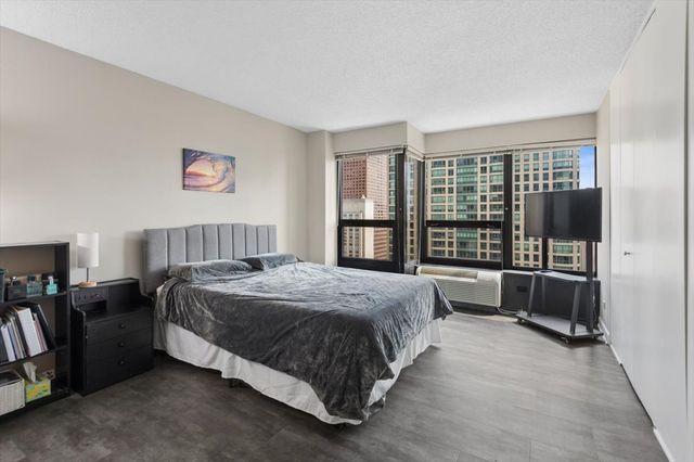 30 E Huron Street 3802, Chicago, IL 60611