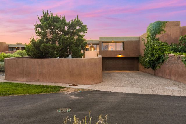 12 Pool Street NW, Albuquerque, NM 87120