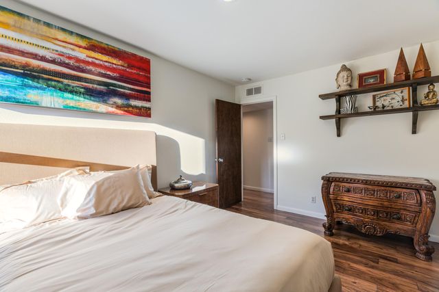 12 Pool Street NW, Albuquerque, NM 87120