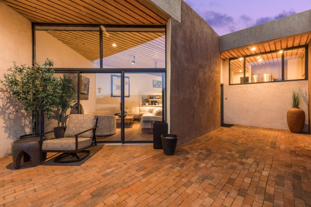 12 Pool Street NW, Albuquerque, NM 87120