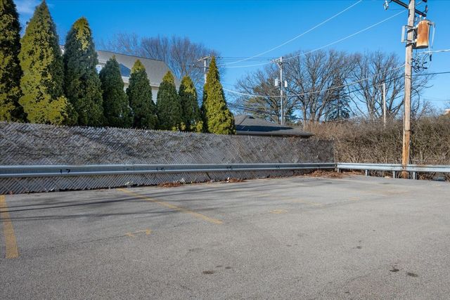 601 Ridge Road 202, Wilmette, IL 60091