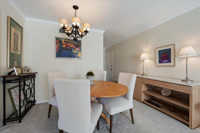 601 Ridge Road 202, Wilmette, IL 60091