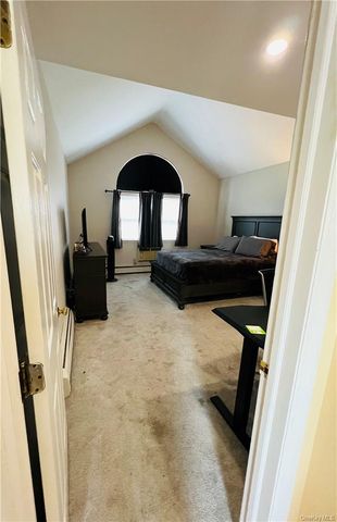 36 Greenridge Avenue 209, White Plains, NY 10605