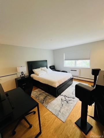 36 Greenridge Avenue 209, White Plains, NY 10605