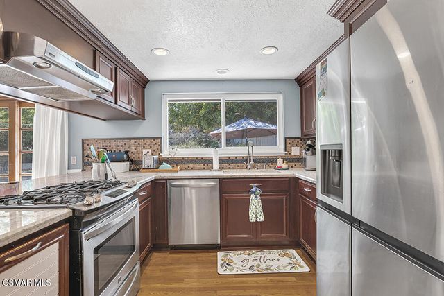 1060 Colby Circle, Thousand Oaks, CA 91362