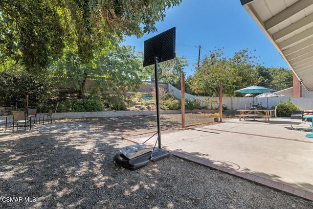 1060 Colby Circle, Thousand Oaks, CA 91362
