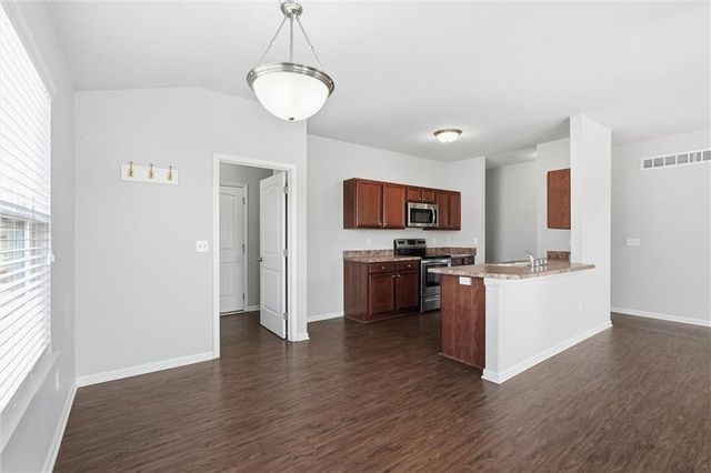 17174 S Pratt Street, Gardner, KS 66030