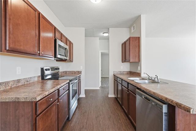 17174 S Pratt Street, Gardner, KS 66030