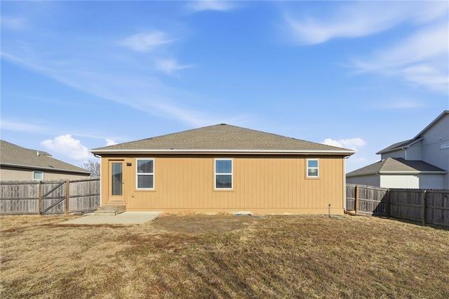 17174 S Pratt Street, Gardner, KS 66030