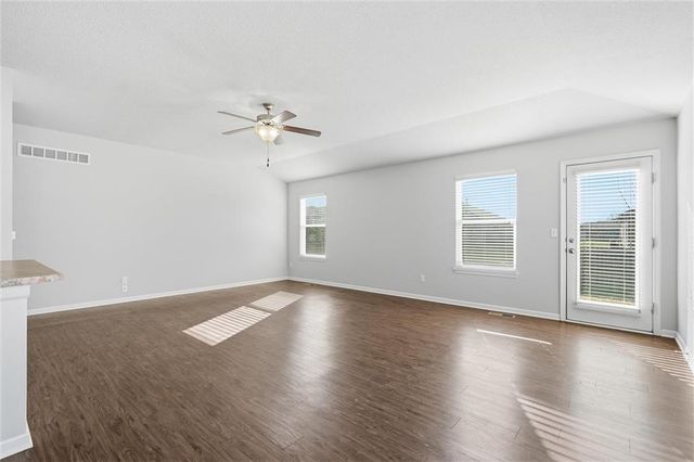 17174 S Pratt Street, Gardner, KS 66030