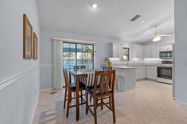 521 Jeffrey Dr, St Augustine, FL 32086