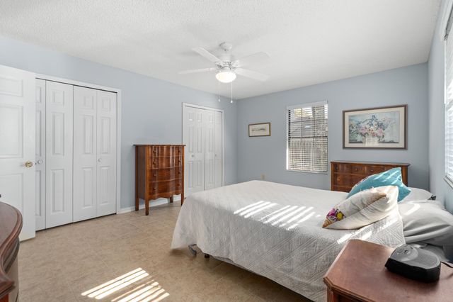 521 Jeffrey Dr, St Augustine, FL 32086