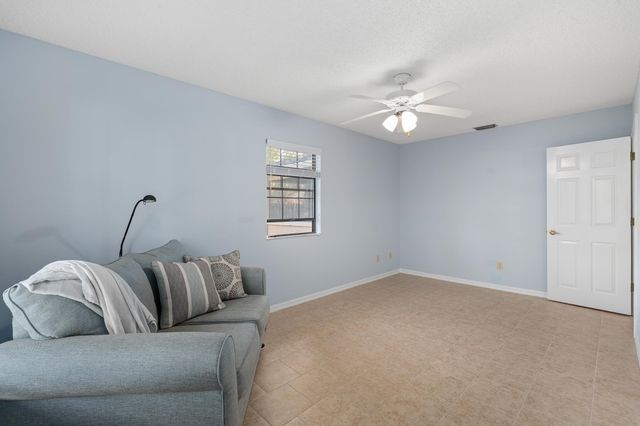 521 Jeffrey Dr, St Augustine, FL 32086