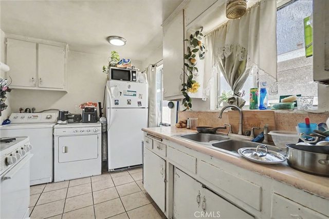 3249 E 4th Street, Los Angeles, CA 90063