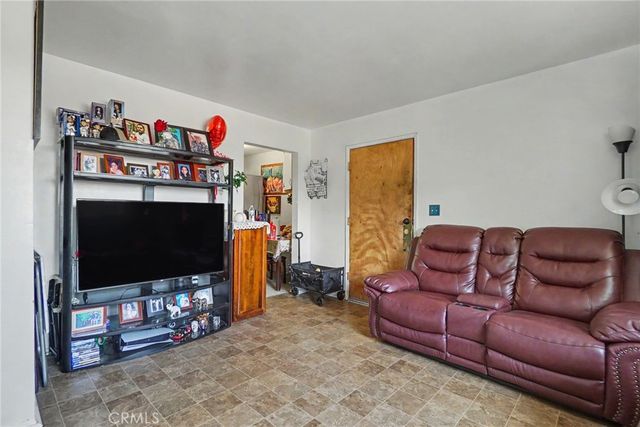 3249 E 4th Street, Los Angeles, CA 90063
