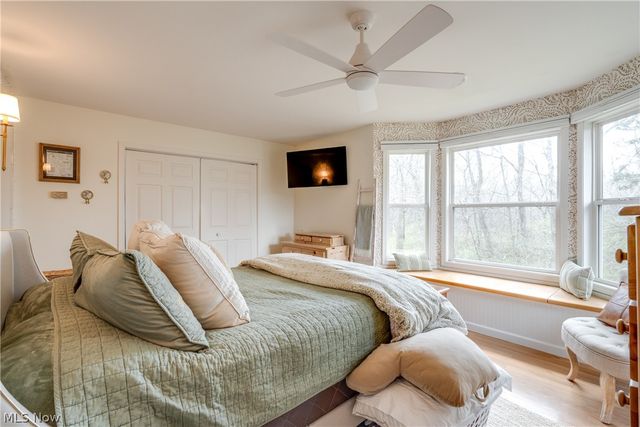 7156 Holzhauer Road, Sagamore Hills, OH 44067