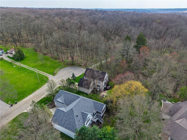 7156 Holzhauer Road, Sagamore Hills, OH 44067