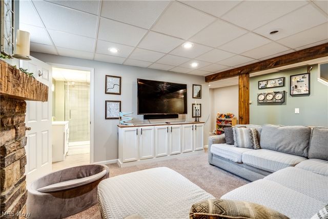 7156 Holzhauer Road, Sagamore Hills, OH 44067