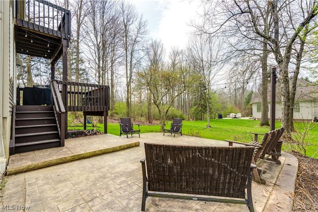 7156 Holzhauer Road, Sagamore Hills, OH 44067