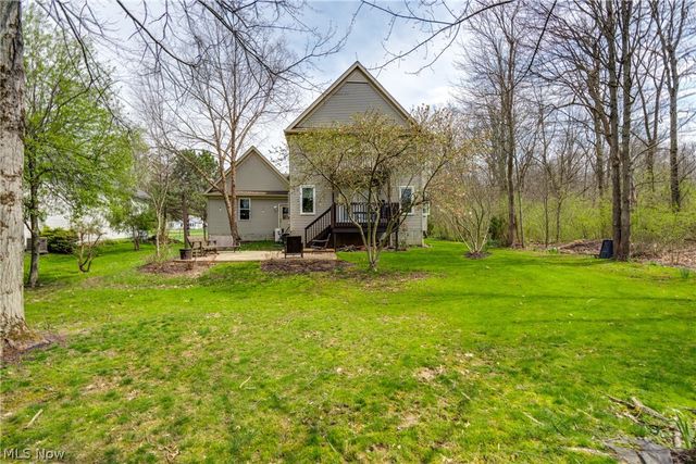 7156 Holzhauer Road, Sagamore Hills, OH 44067