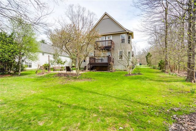 7156 Holzhauer Road, Sagamore Hills, OH 44067