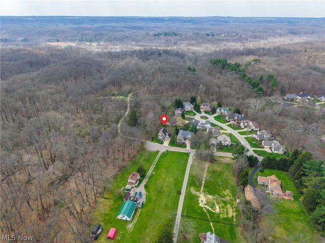 7156 Holzhauer Road, Sagamore Hills, OH 44067