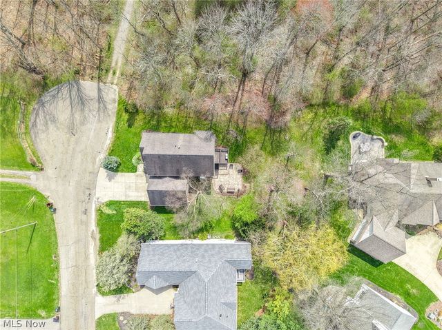 7156 Holzhauer Road, Sagamore Hills, OH 44067