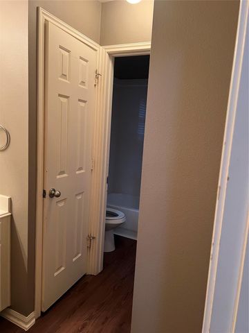 1147 Eden Park Lane, Houston, TX 77018
