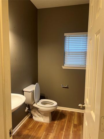 1147 Eden Park Lane, Houston, TX 77018
