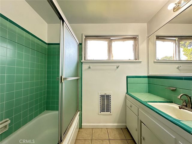 9519 La Reina, Downey, CA 90240