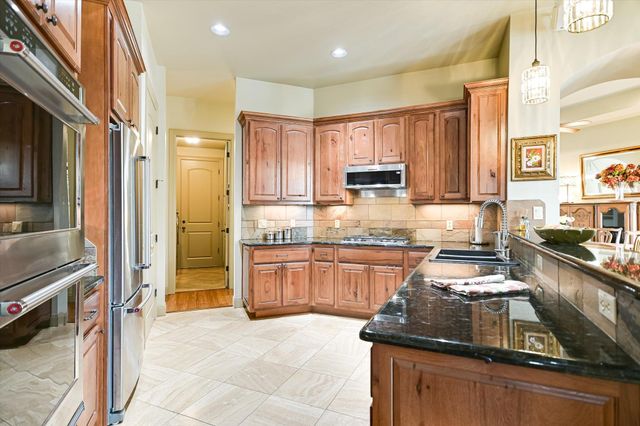 117 W View DR, Georgetown, TX 78628