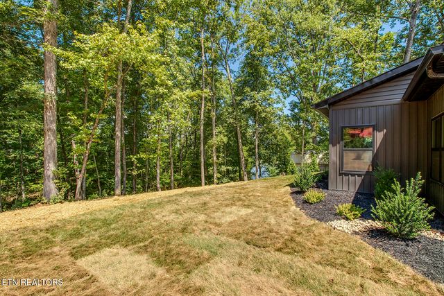 243 Lakeshore Lane, Decatur, TN 37322