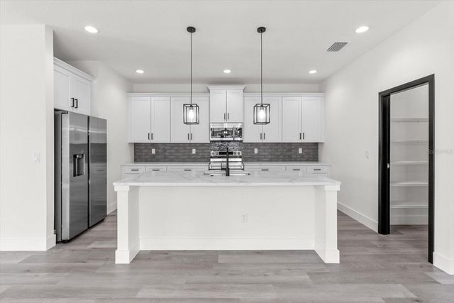 3932 SW SW 133RD LOOP, Ocala, FL 34473