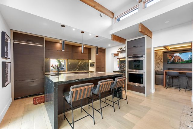 1025 E HERBERT AVE, Salt Lake City, UT 84105