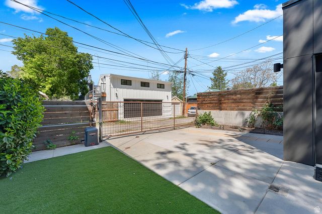 1025 E HERBERT AVE, Salt Lake City, UT 84105