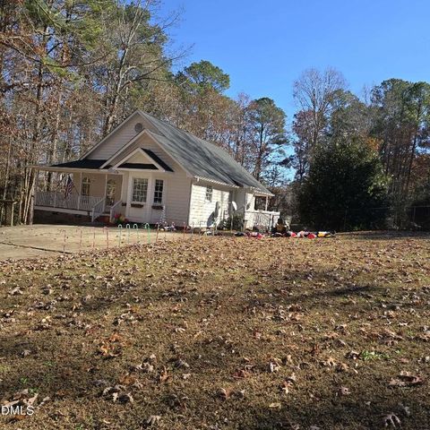 122 Buckskin Drive, Louisburg, NC 27549