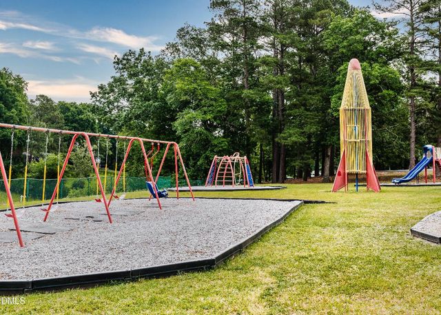 122 Buckskin Drive, Louisburg, NC 27549