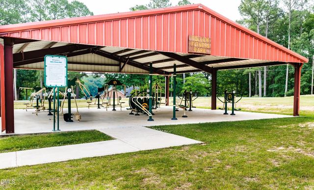 122 Buckskin Drive, Louisburg, NC 27549