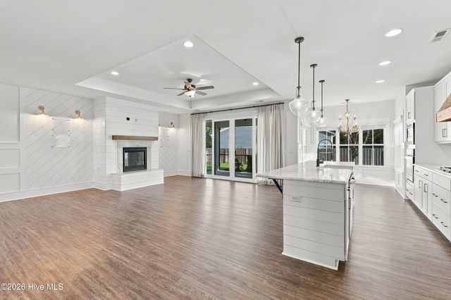 11 Lemongrass Court, Hampstead, NC 28443