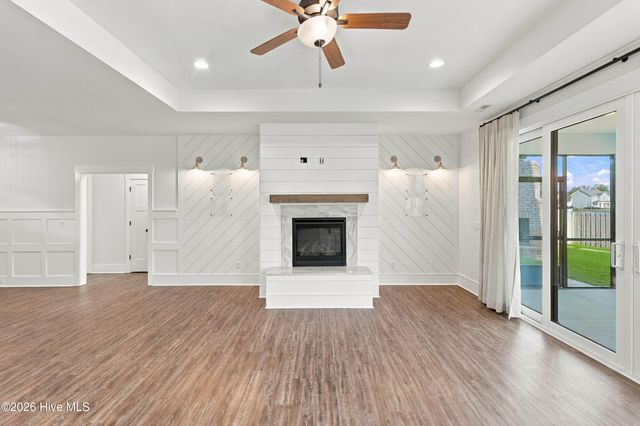 11 Lemongrass Court, Hampstead, NC 28443