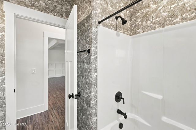 11 Lemongrass Court, Hampstead, NC 28443