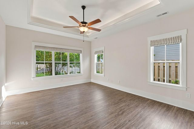 11 Lemongrass Court, Hampstead, NC 28443