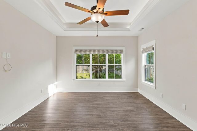 11 Lemongrass Court, Hampstead, NC 28443