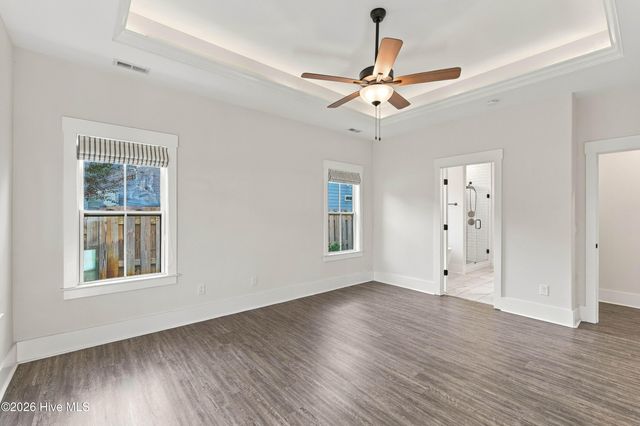 11 Lemongrass Court, Hampstead, NC 28443