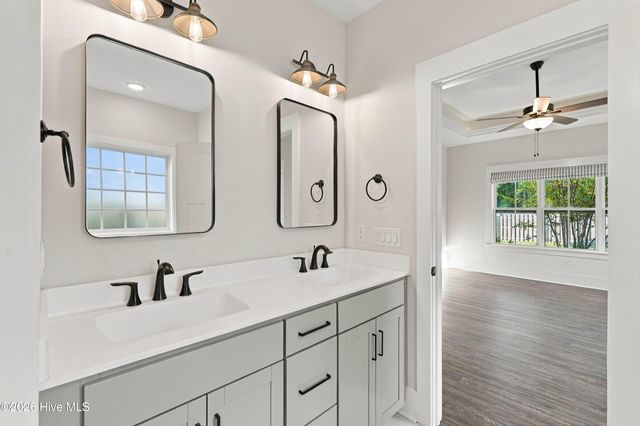 11 Lemongrass Court, Hampstead, NC 28443