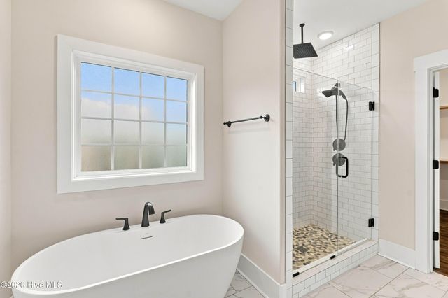 11 Lemongrass Court, Hampstead, NC 28443