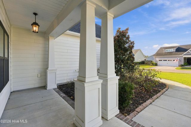11 Lemongrass Court, Hampstead, NC 28443