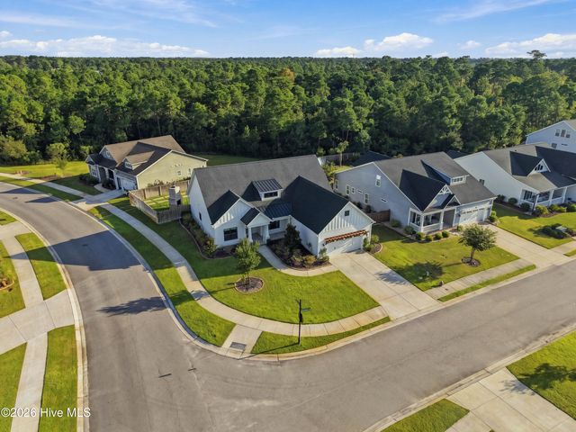 11 Lemongrass Court, Hampstead, NC 28443