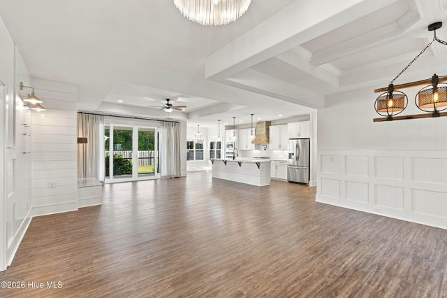 11 Lemongrass Court, Hampstead, NC 28443