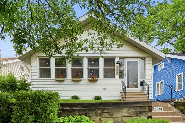 2431 14th Avenue, Moline, IL 61265